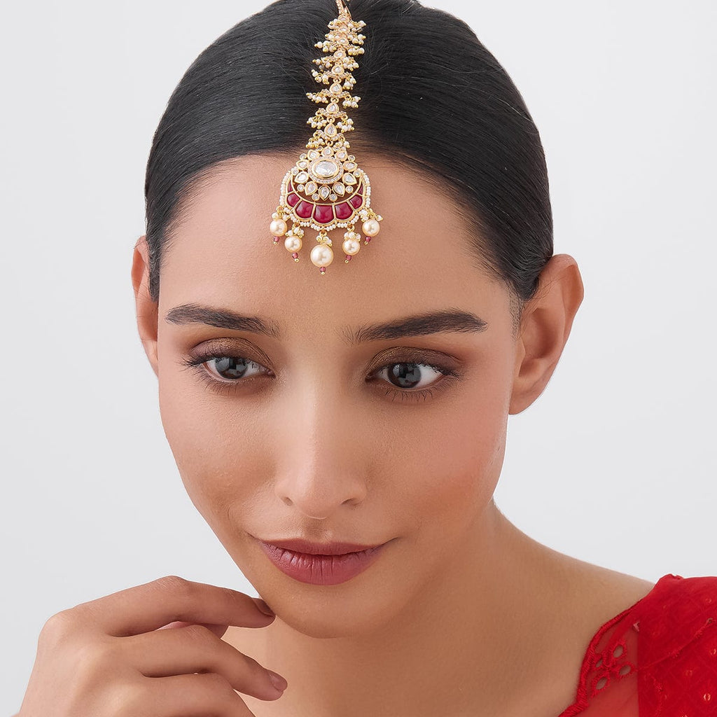 Kundan Tikka adiant kundan stones