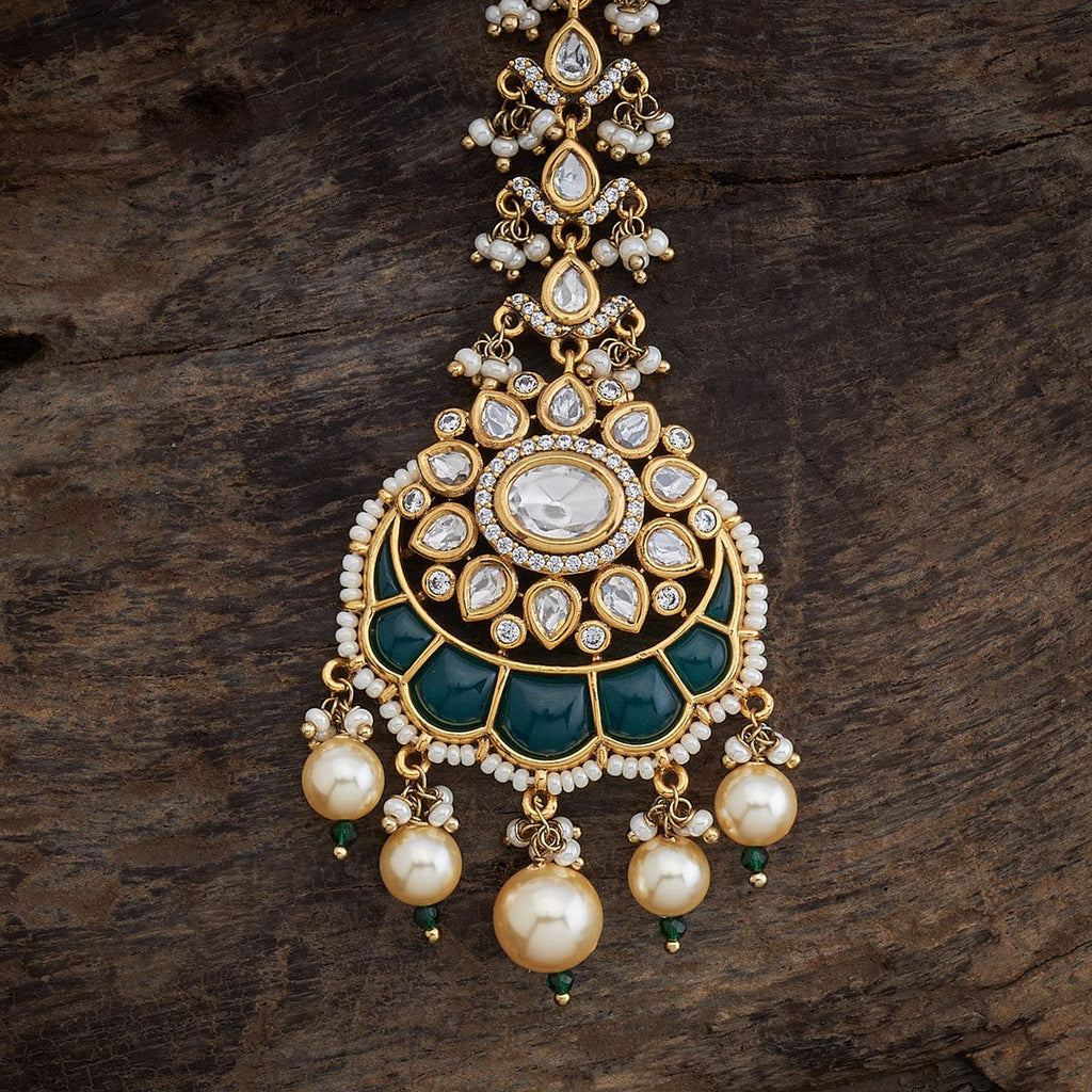 Kundan Tikka adiant kundan stones