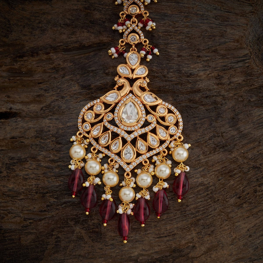 Kundan Tikka three vibrant colors