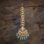 Kundan Tikka fashion statement