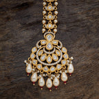 Kundan Tikka fashion statement
