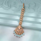 Kundan Tikka fashion statement