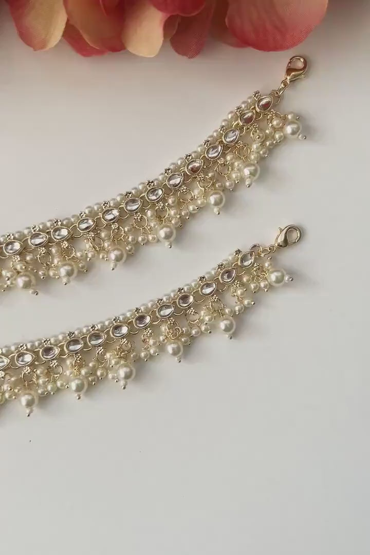 Gold Kundan Moti Pearl Anklet Payal Temple Anklet Payal Jhanjran Panjeb Boho Anklet Indian Jewelry Ethnic Jewelry Wedding Bridal Desi Anklet