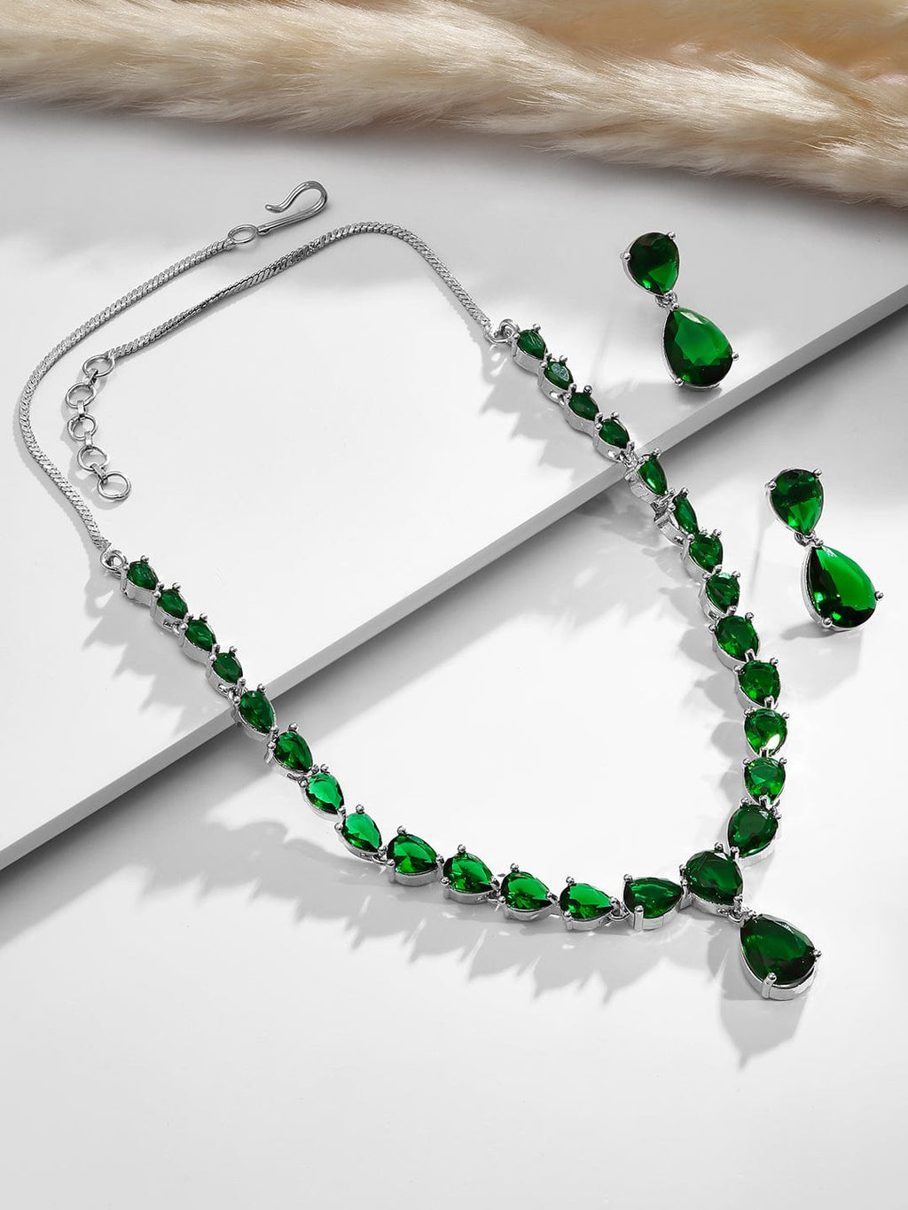 Rhodium-Plated Crystal Emerald Studded Statement Necklace Set