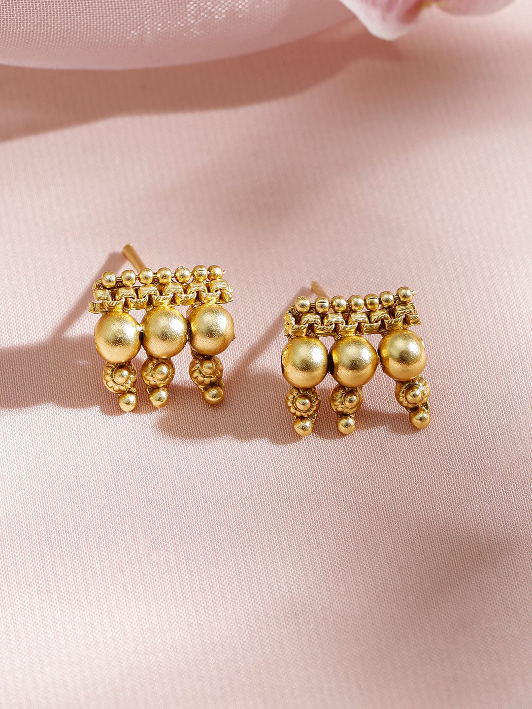 Gold Plated Golden Beaded Handcrafted Traditional Temple Jewelry Set style and personality