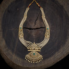 Silver Zircon Necklace looking for exquisite