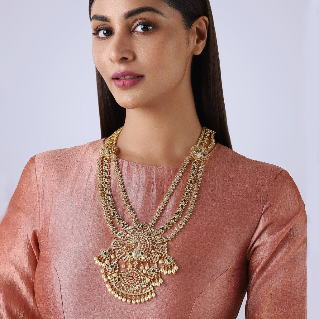 Silver Zircon Necklace Exquisitely crafted to perfection