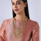 Silver Zircon Necklace Exquisitely crafted to perfection