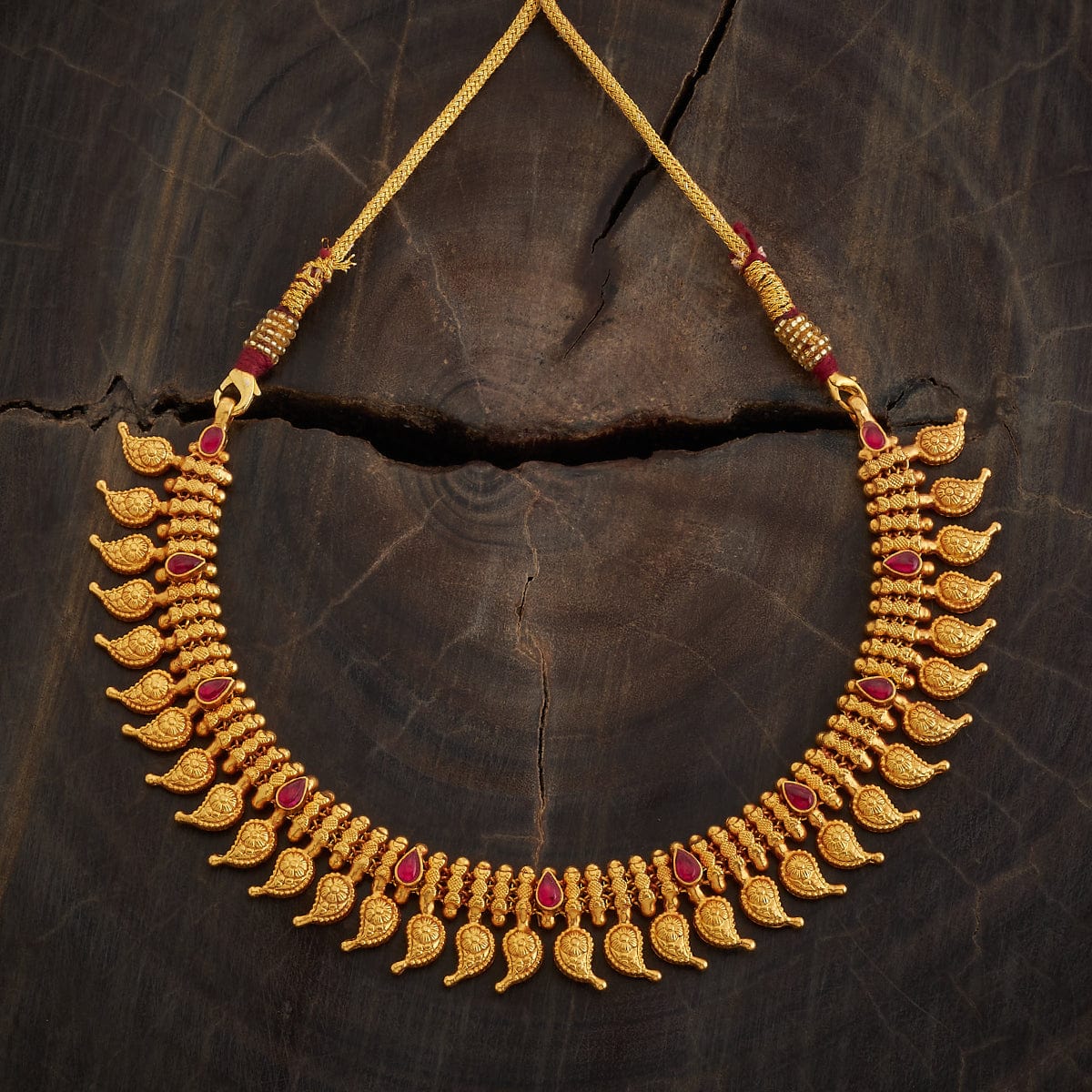 Silver Zircon Necklace much-needed grace and elegance