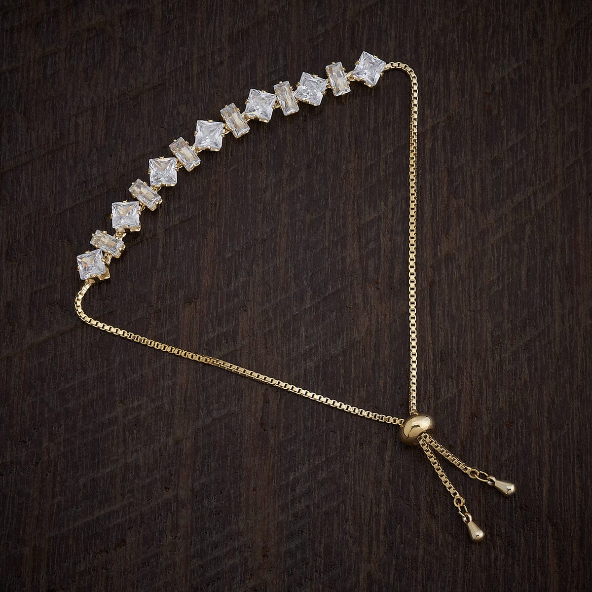 Zircon Bracelet The rectangular and diamond-shaped