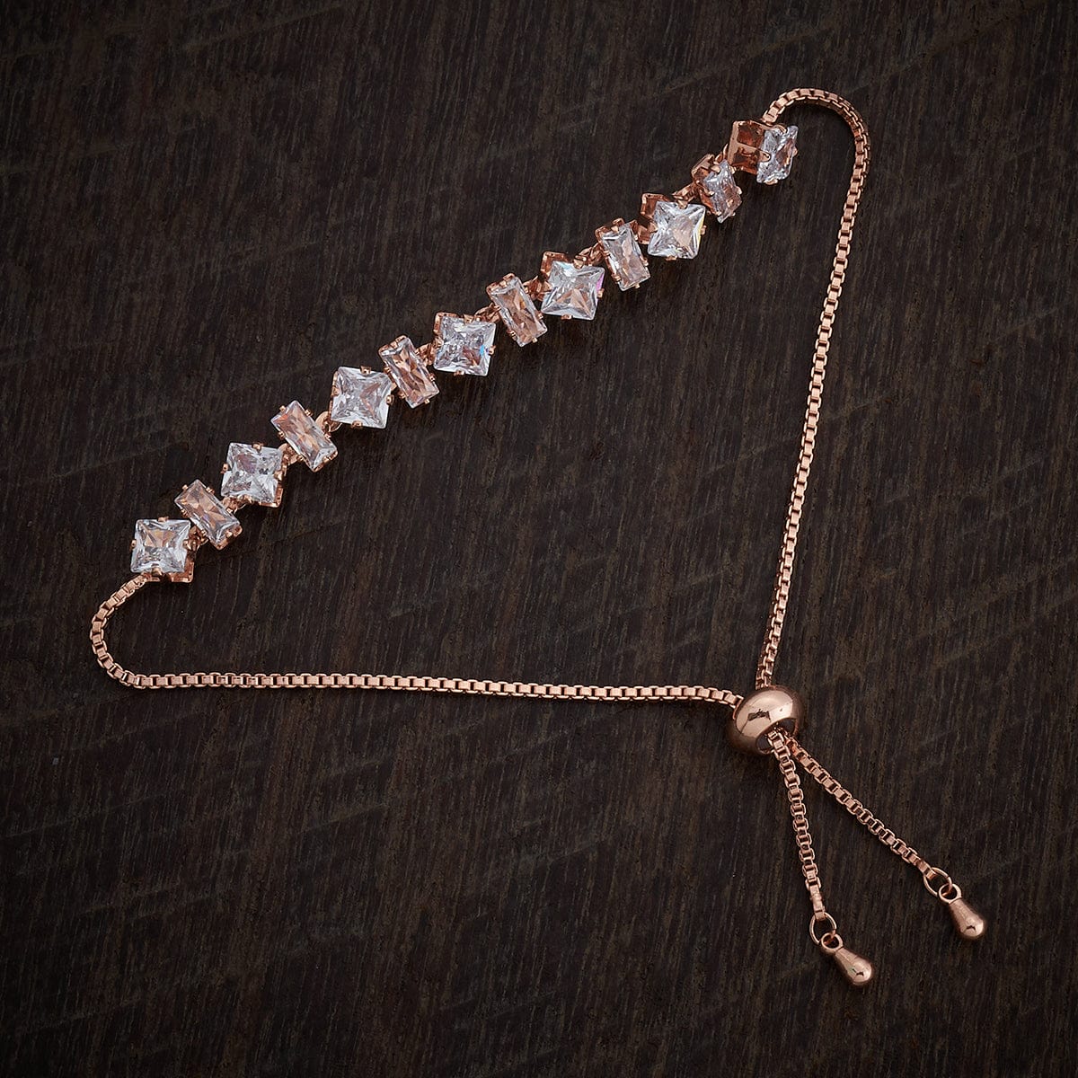 Zircon Bracelet The rectangular and diamond-shaped