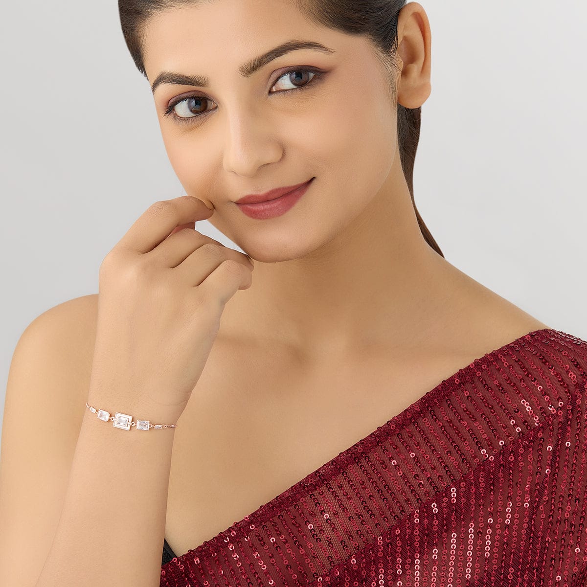 Zircon Bracelet Radiate beauty with our exquisite