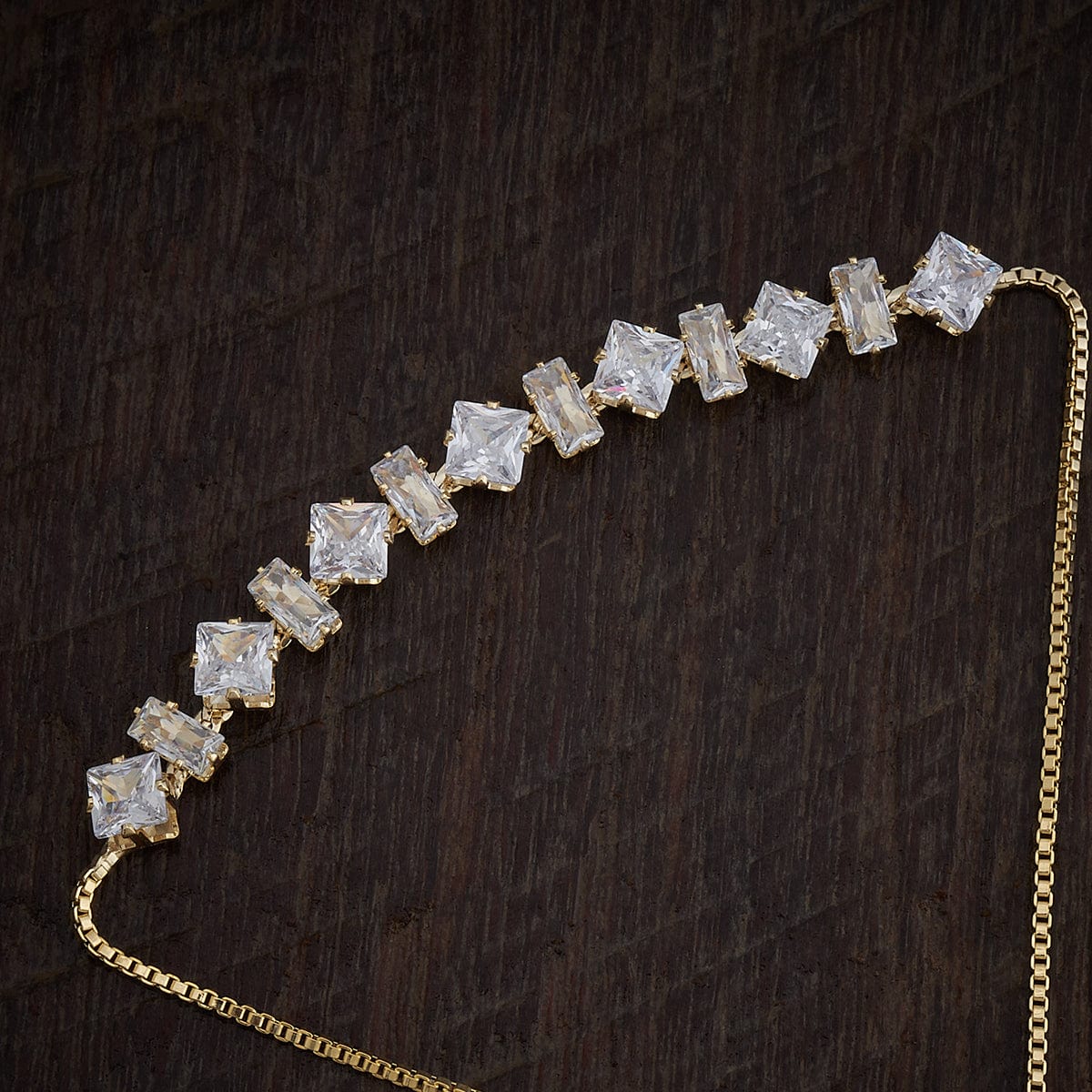 Zircon Bracelet The rectangular and diamond-shaped