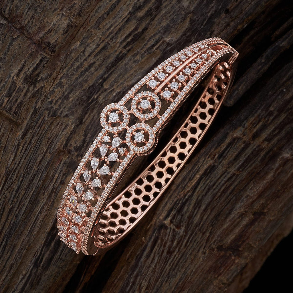 Zircon Kada  crowd with its exquisite design