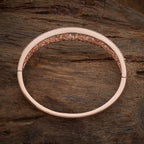 Zircon Kada reflect light