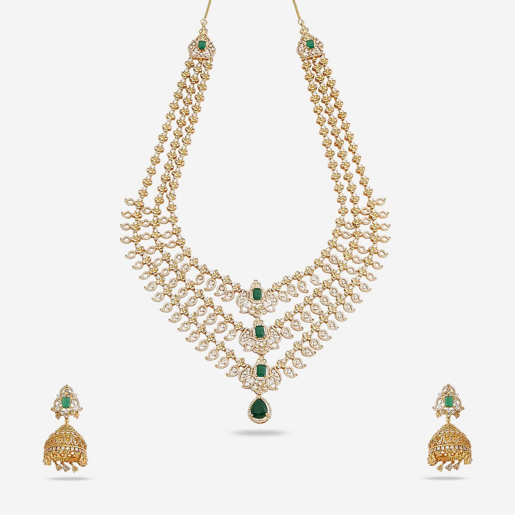 Zircon Necklace perfectly compliments your outfit