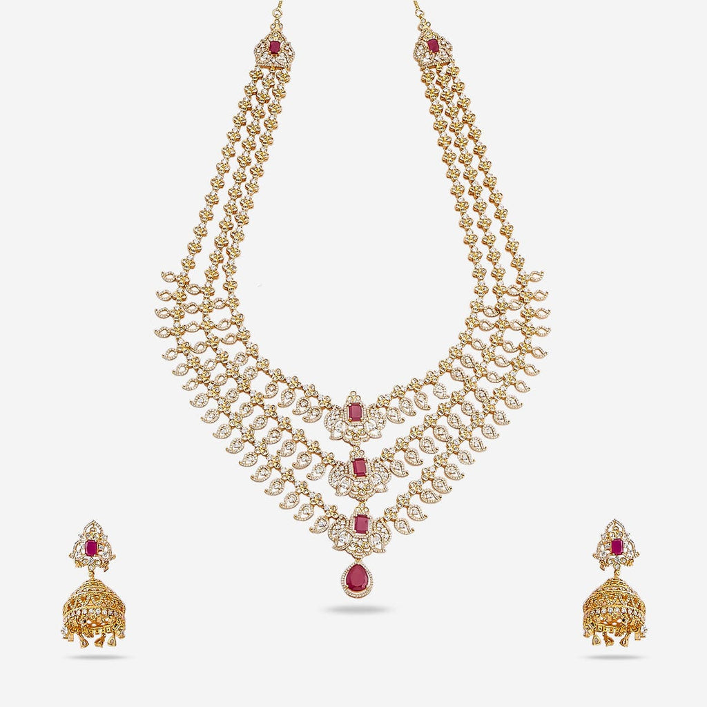 Zircon Necklace perfectly compliments your outfit