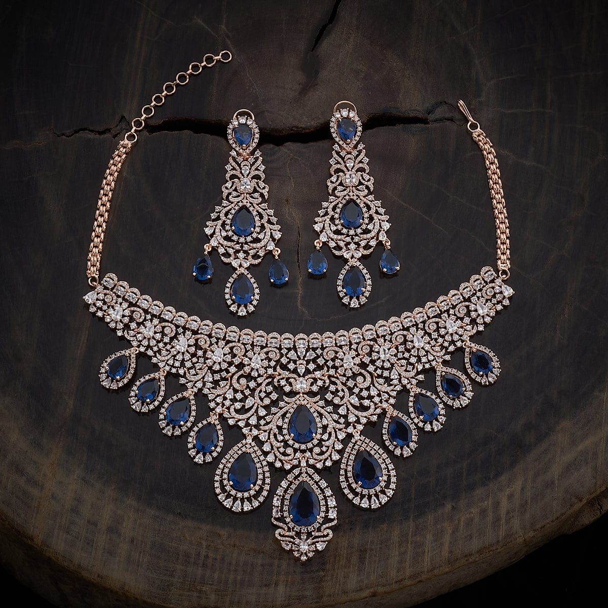 Zircon Necklace flaunt your devotion to excellence.