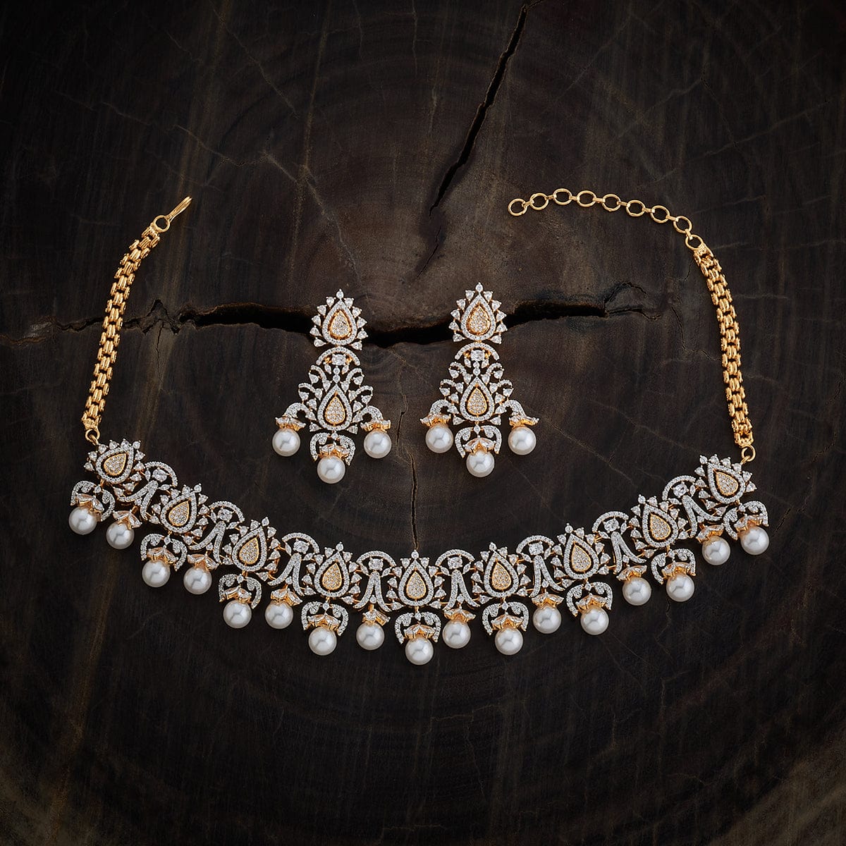 Zircon Necklace  zircon set features