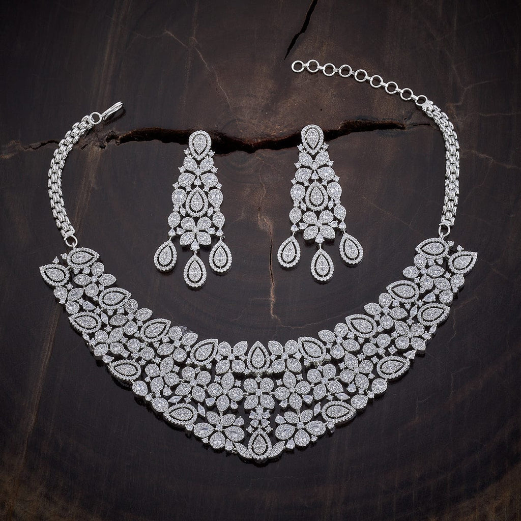 Zircon Necklace appearance on any occasion