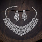 Zircon Necklace appearance on any occasion