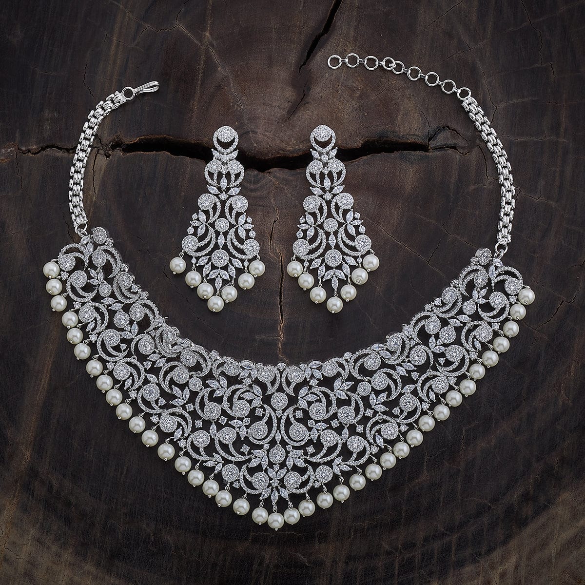 Zircon Necklace Crafted with finesse