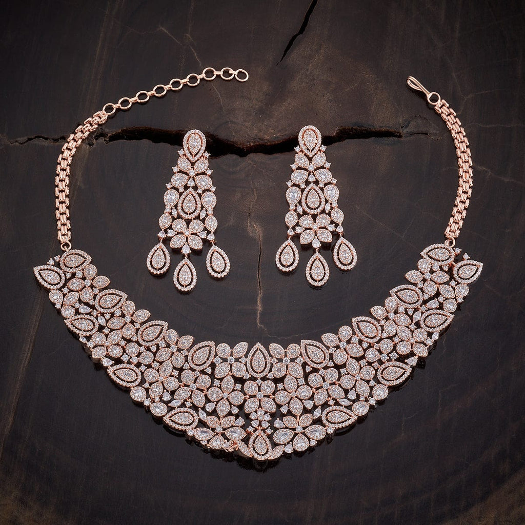 Zircon Necklace appearance on any occasion