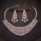 Zircon Necklace appearance on any occasion