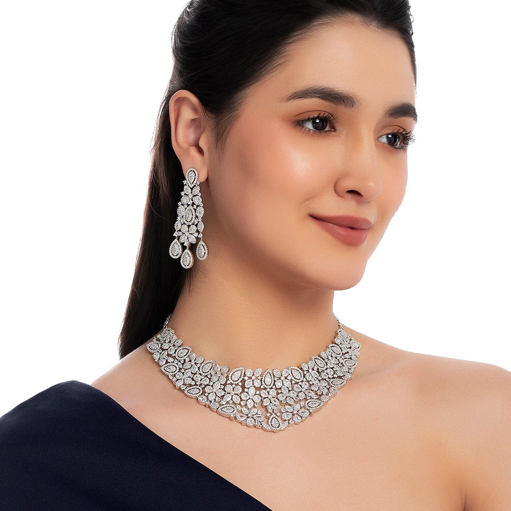 Zircon Necklace appearance on any occasion