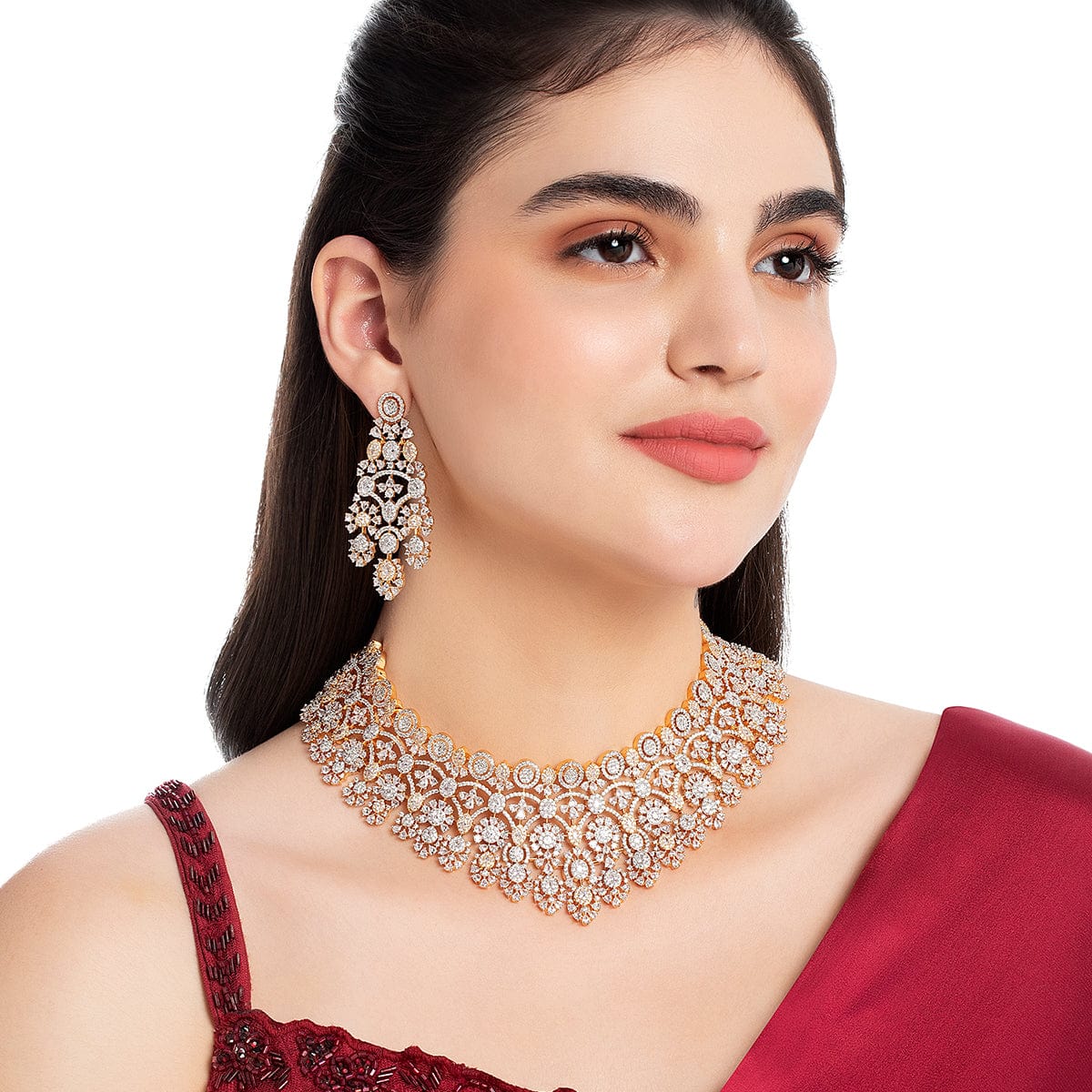 Zircon Necklace appearance on any occasion