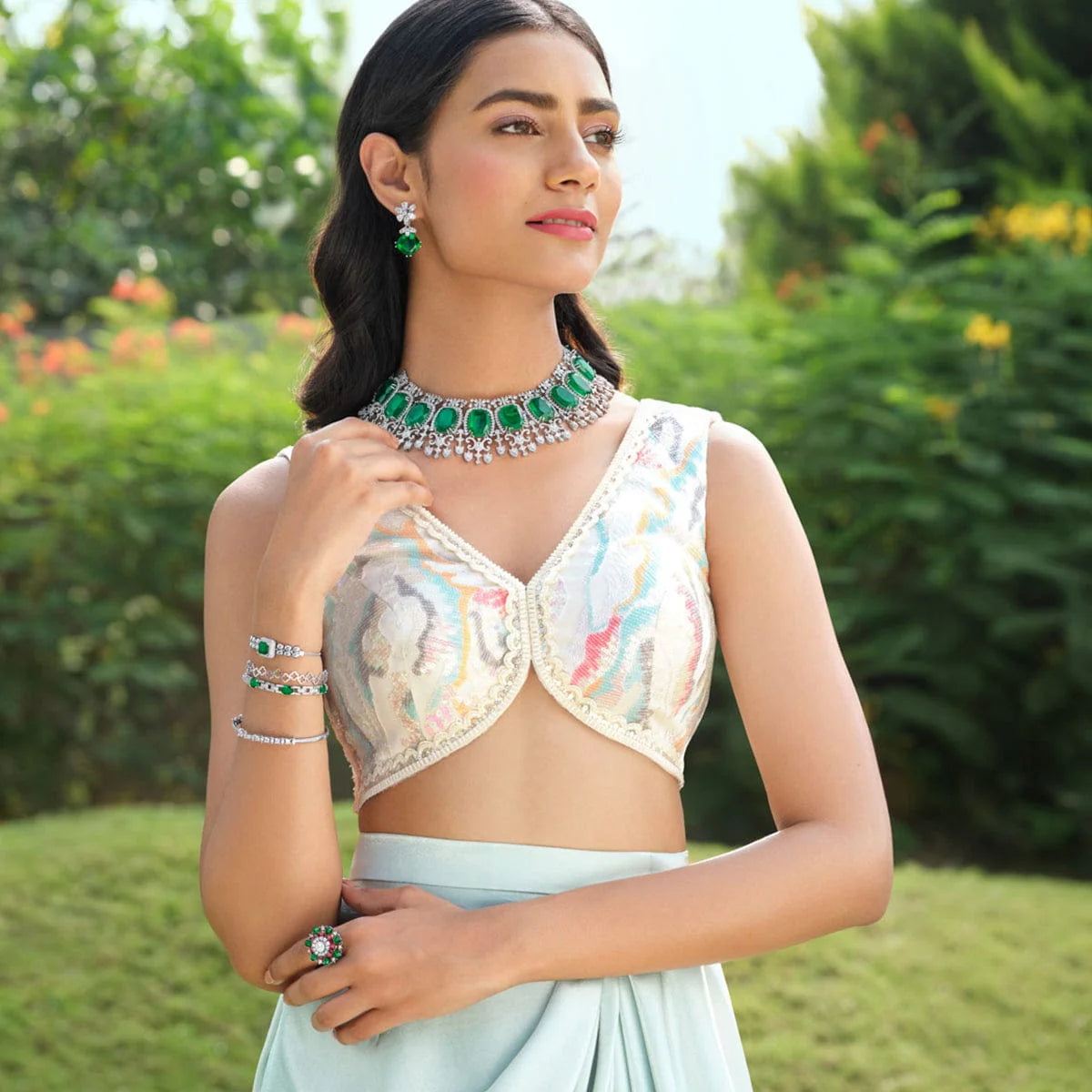 Zircon Necklace personifies simplicity.