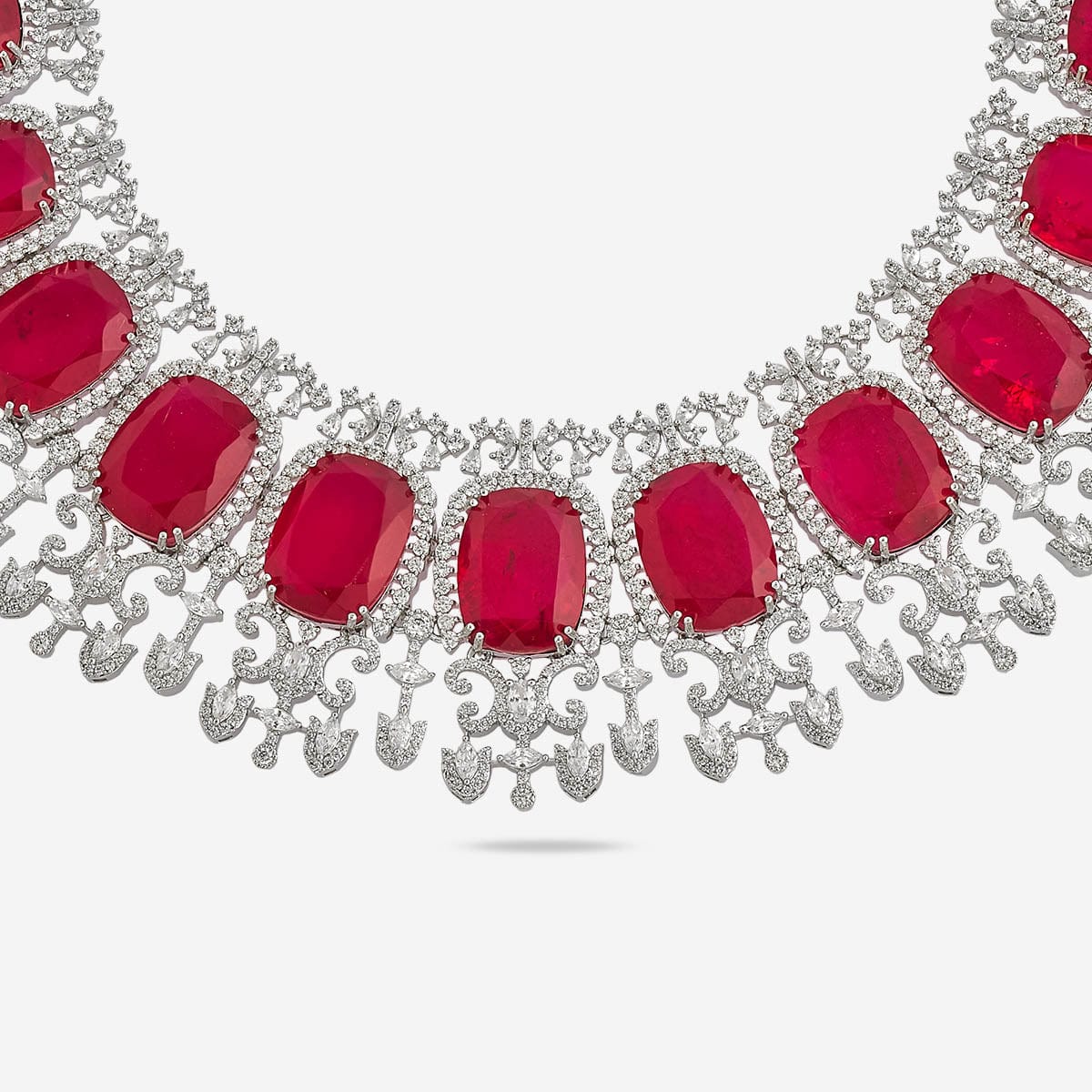 Zircon Necklace personifies simplicity.